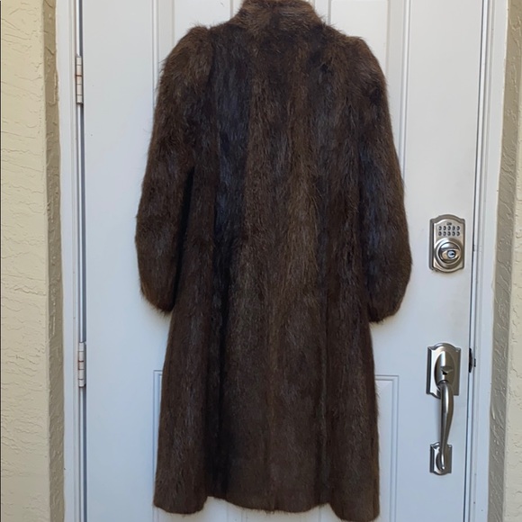 Fur Coat from Paraguay - Picture 4 of 11